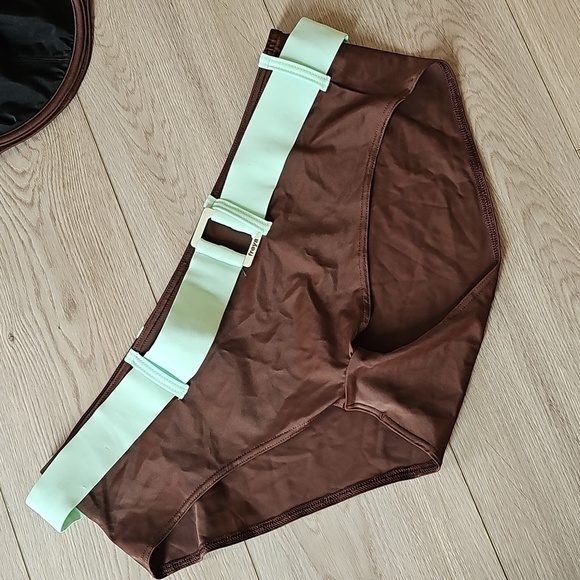 Freya Bikini Swimsuit Set, 38HH & XL - Picture 8 of 12